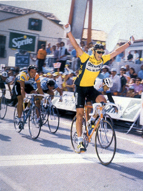 Mario Cipollini wins stage 12 in Mira