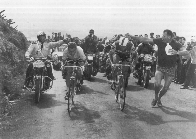 Anquetil and Poulidor race up Puy de Dome in the 1964 Tour