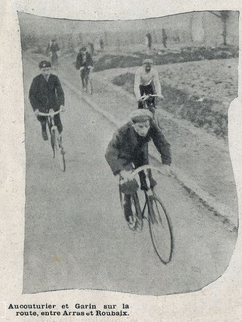 Aucuturier and Cesar Garin racing the 1904 Paris-Roubaix
