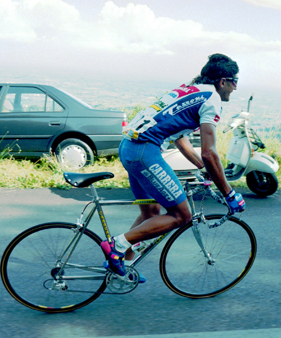 Chiappucci in stage 12 of the 1993 Giro d'Italia