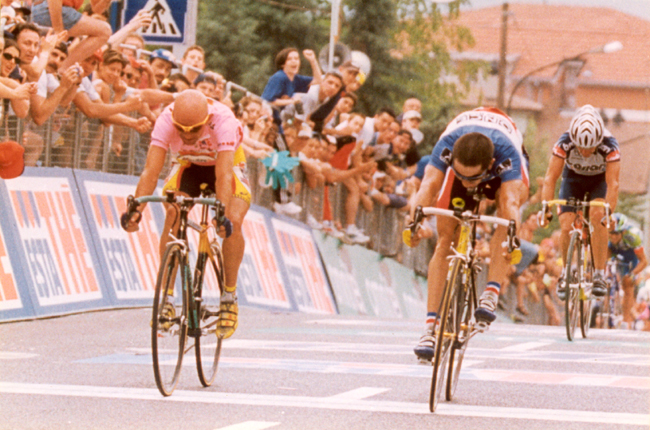 Laurent Jalabert beat Marco Pantani in stage 16 of the 1999 Giro d'Italia