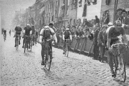 Magni racing on cobbles