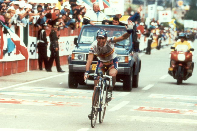 Abraham Olano wins the 1995 World Road Championships