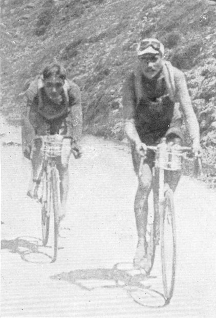 Herni Pelissier and Oscar Egg in the 1914 Tour de France