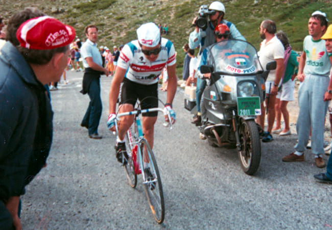 Roche climbs to Serre Chevalier in the 1986 tour de France