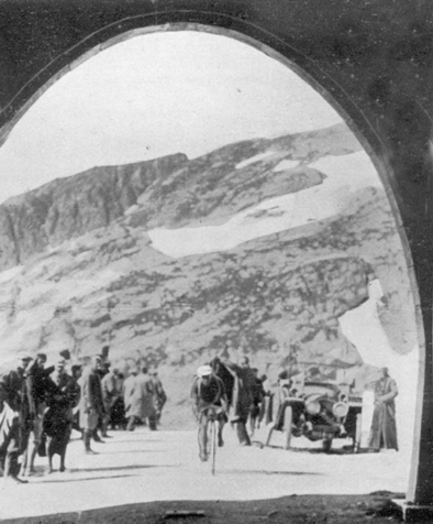 Philippe Thys at the crest of the Galibier in the 1914 Tour de France