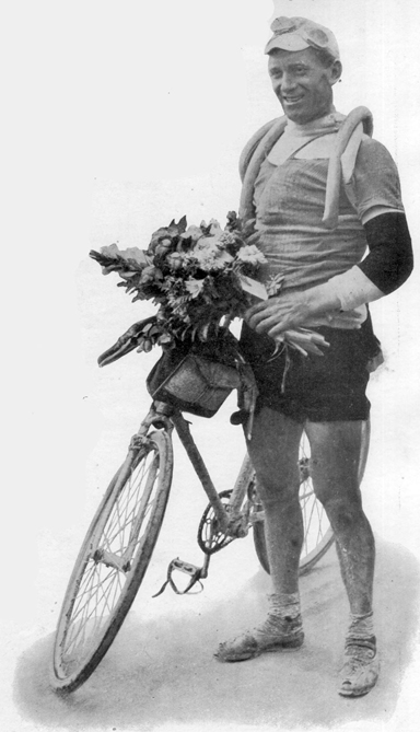Philppe thys after winning the 1920 Tour de France