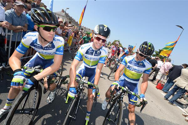 Orica-GreenEdge at the start