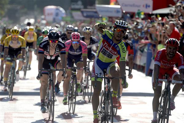 Peter Sagan wins stage 3