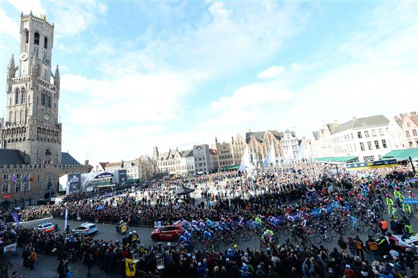 Race start in Brugge