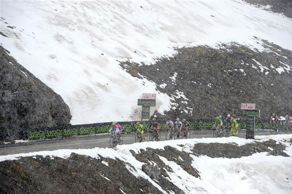 Vincenzo Nibali leads up the Galibier in the 2013 Giro d'Italia