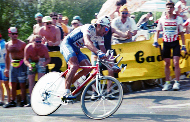 Chiappucci rides stage 19 of the 1996 Giro d'Italia