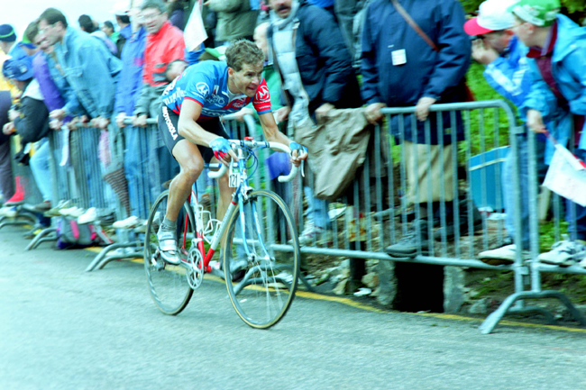 Andy Hampsten races for Monte Bondone in stage 13 of the 1992 Giro d'Italia