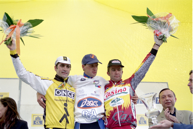 1998 Liege-Bastogne-Liege podium
