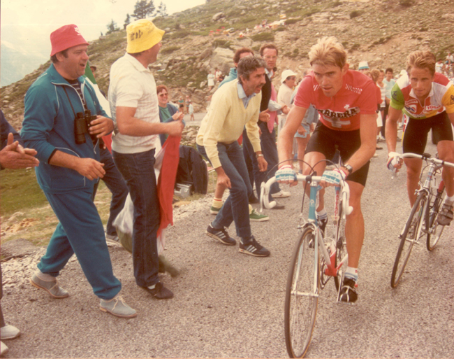 Zimmermann leads LeMond in stage 16 of the 1986 Tour