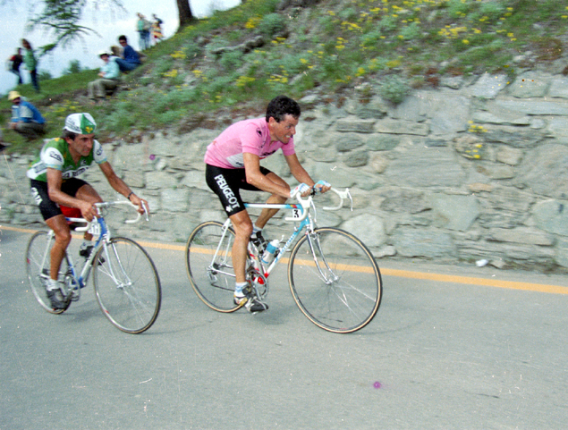 Roche rides to Pila in the 1987 Giro d'Italia