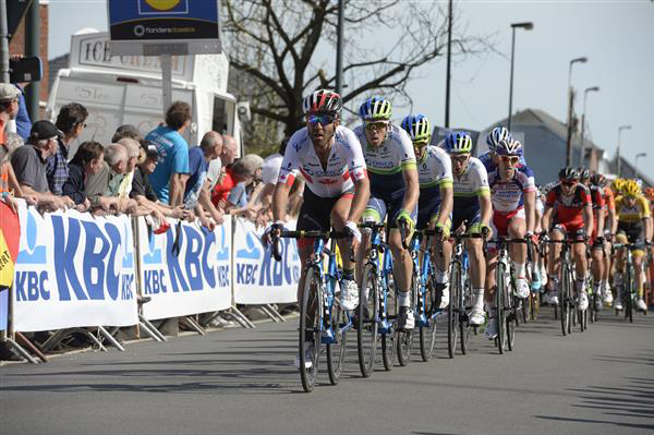 Svein Tuft leads peloton