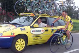 Fontanelli at the team car